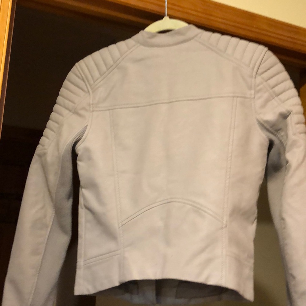 Jacket - Picture 3 of 4